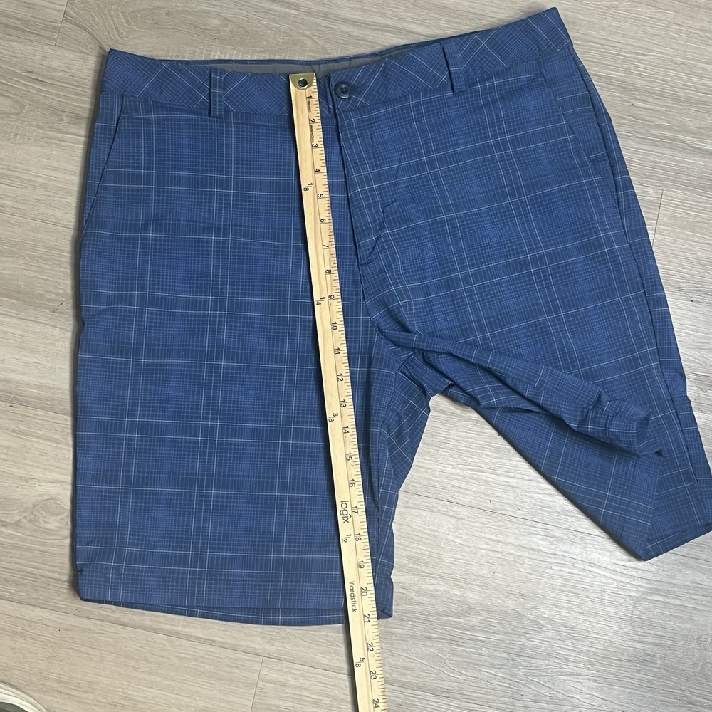 Under Armour Golf Shorts Loose Plaid Flat Athletic 10" INS Mens Sz 36 - Picture 6 of 9